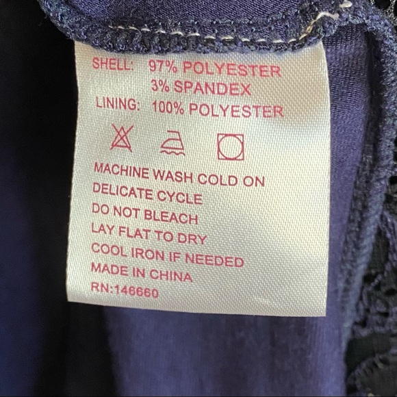 Kimi + Kai “Alexis” Indigo Babydoll Top w/ Bell Sleeves (Maternity XS) - Picture 6 of 6